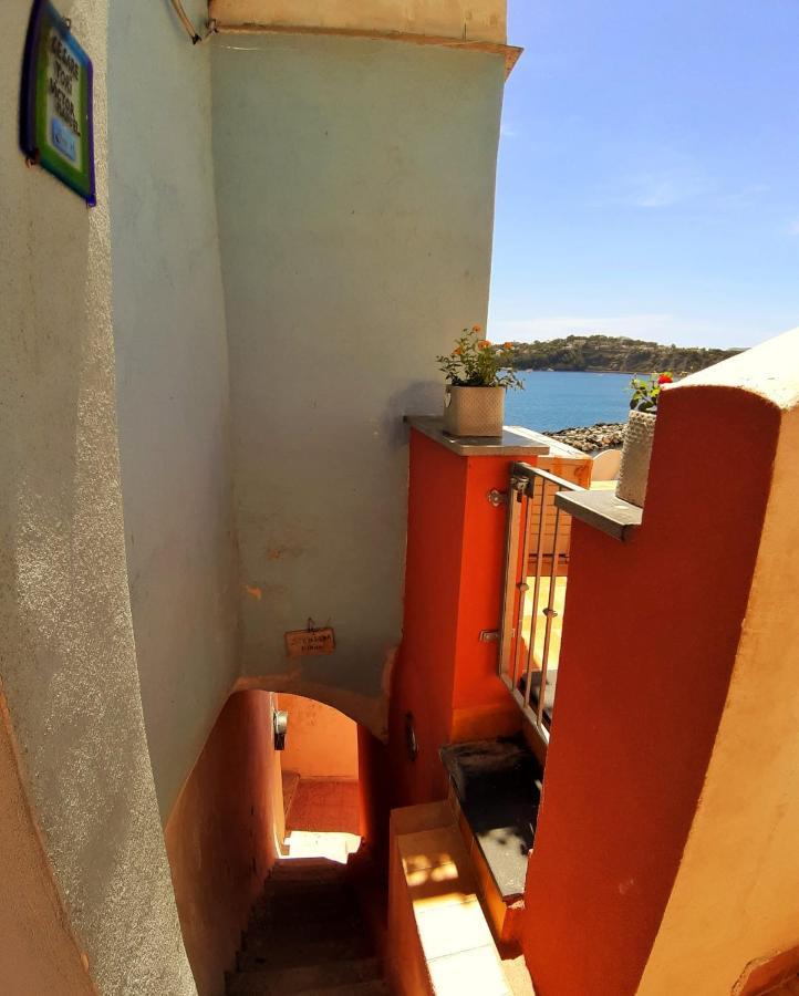 La Casa Azzurra Apartment Прочида Екстериор снимка