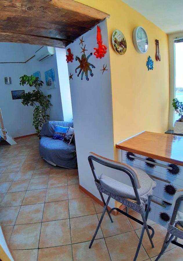 La Casa Azzurra Apartment Прочида Екстериор снимка