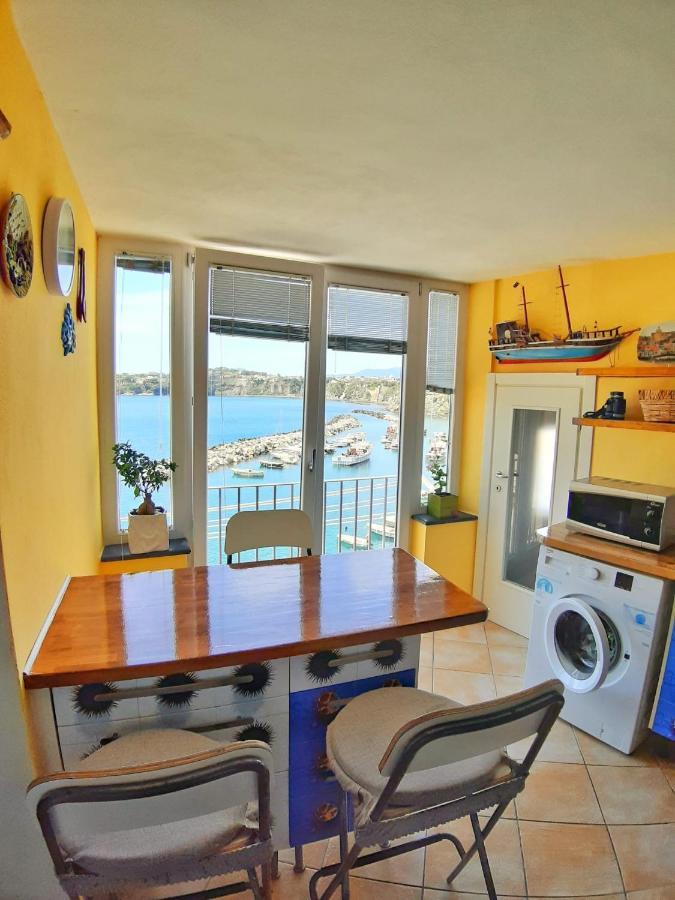 La Casa Azzurra Apartment Прочида Екстериор снимка