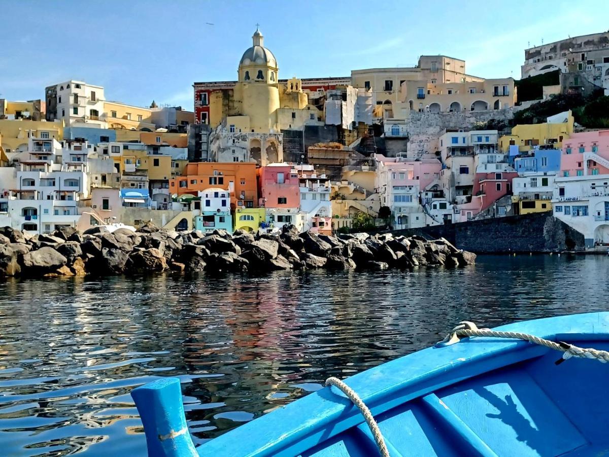 La Casa Azzurra Apartment Прочида Екстериор снимка