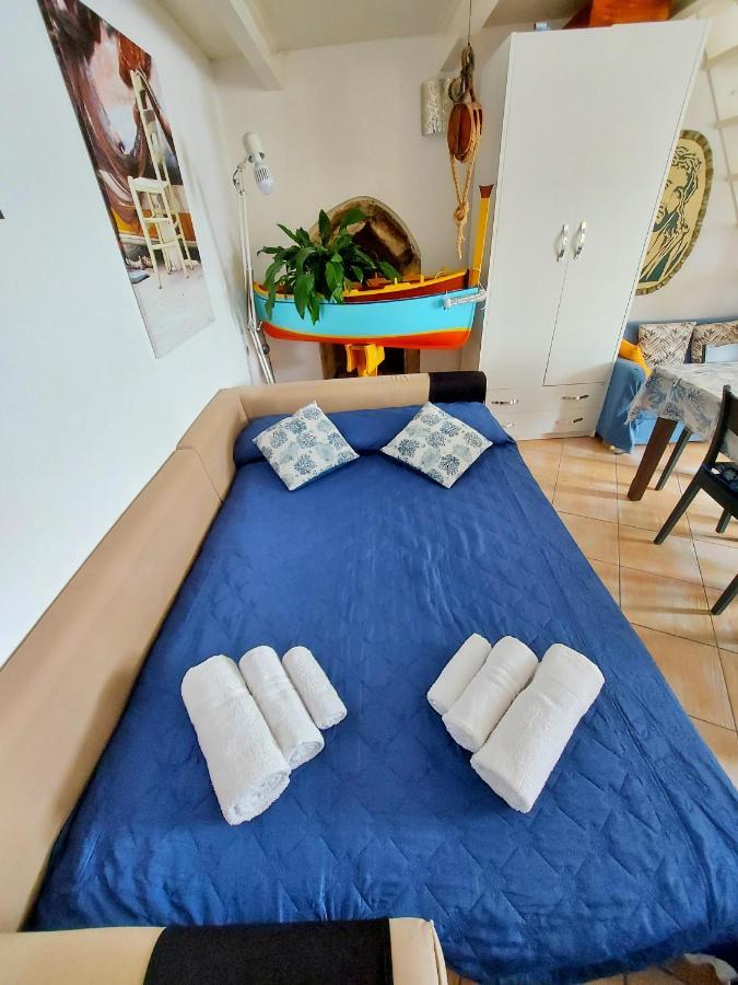 La Casa Azzurra Apartment Прочида Екстериор снимка